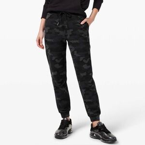 Lululemon Athletica Scuba Black Camo Joggers